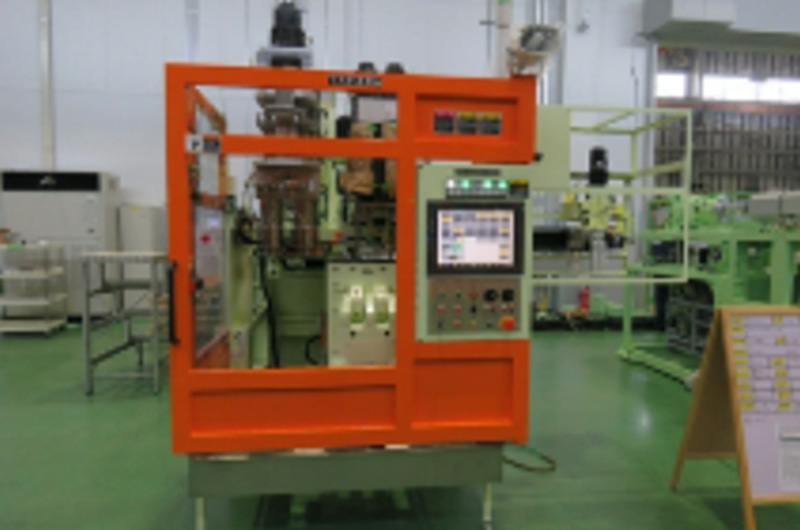 さまざまな容量の日用品を扱える成形機(jī)<